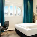 One Linz-hauptplatz 3*