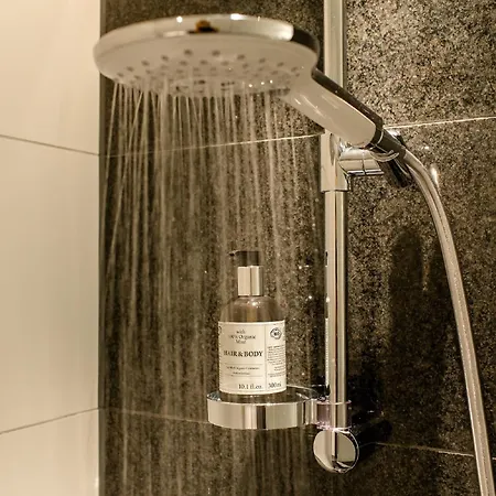 One Linz-hauptplatz 3*